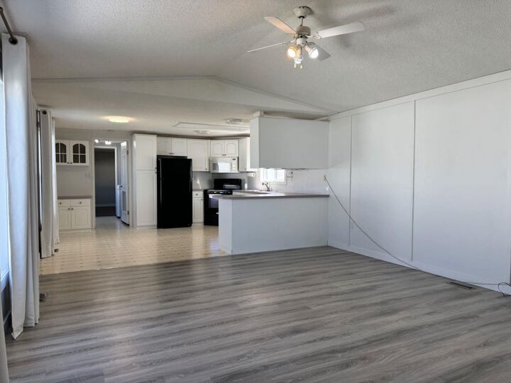 Property Photo:  529 Stewart Street  AB T8W 5K5 