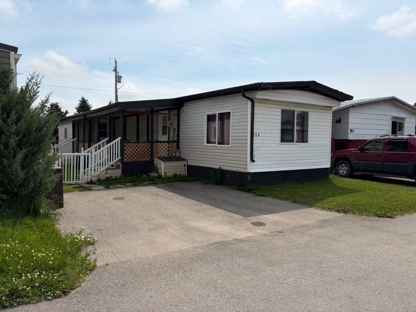 Property Photo: 224 Polar Avenue NE AB T1V 1J5