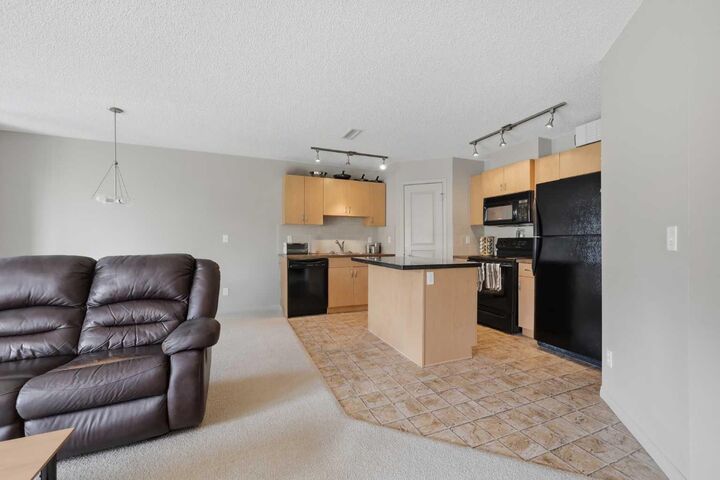 Property Photo:  18 Auburn Bay Common SE  AB T3M 0M3 