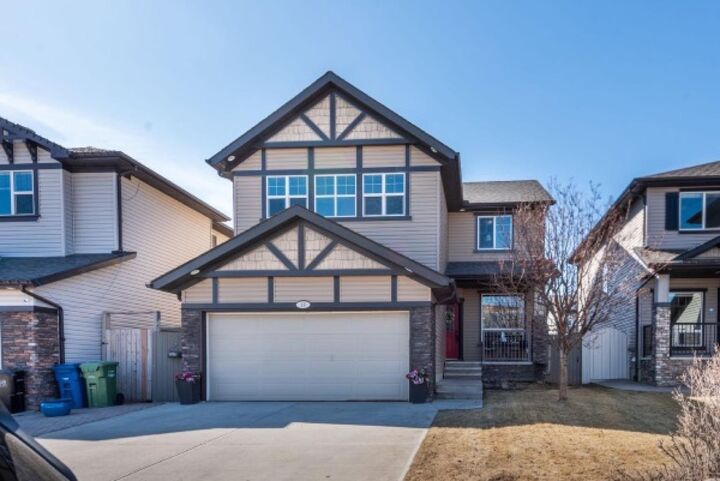 Property Photo: 69 Morningside Circle SW AB T4B 0L7