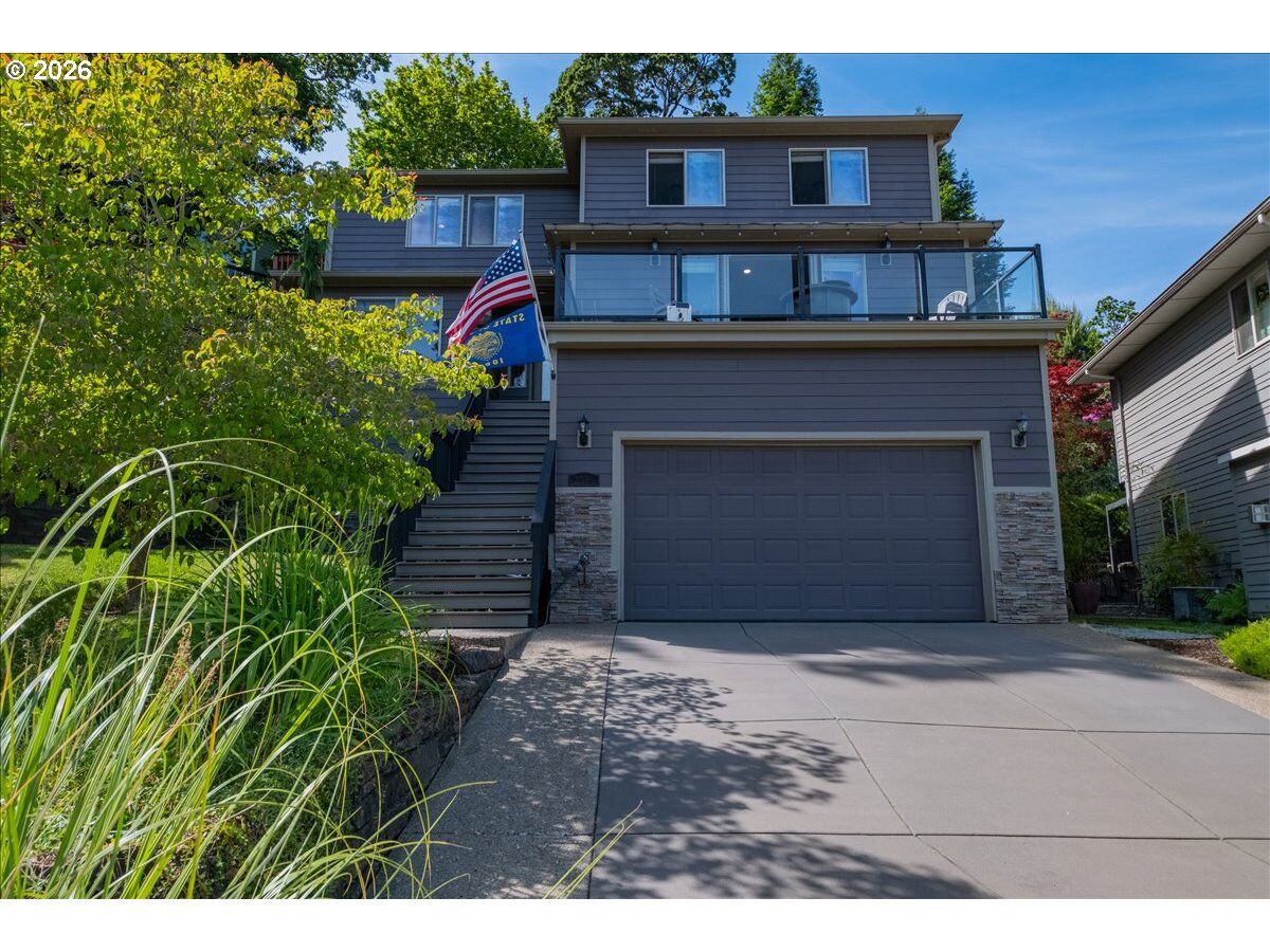Property Photo: 2495 Stoneway Ct OR 97304