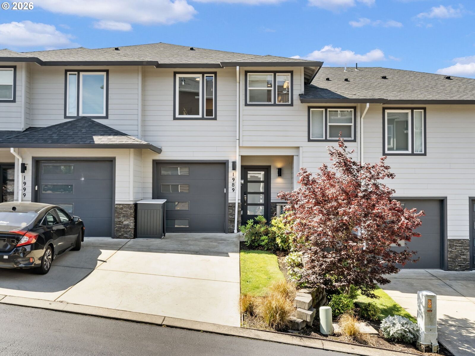 Property Photo: 1989 Kari Dawn Ave SE OR 97306