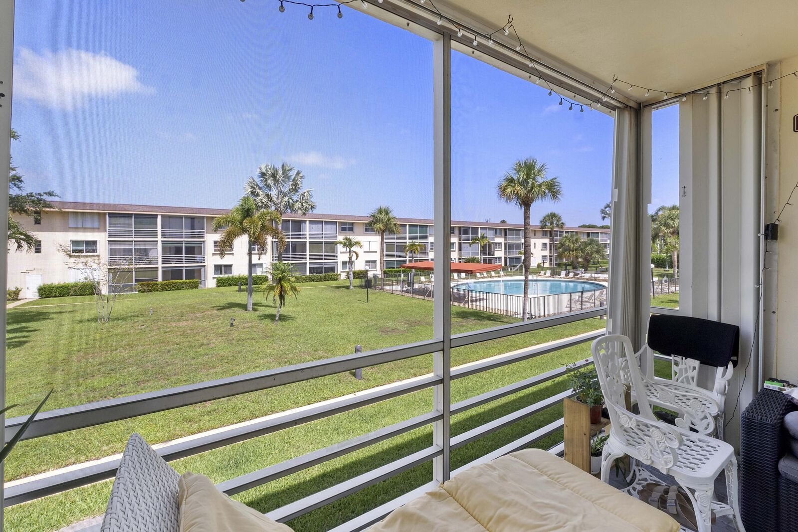Property Photo: 4500 N Federal Highway 253F FL 33064