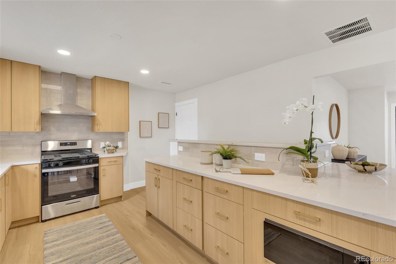 Property Photo:  1170 S Gray Street  CO 80232 