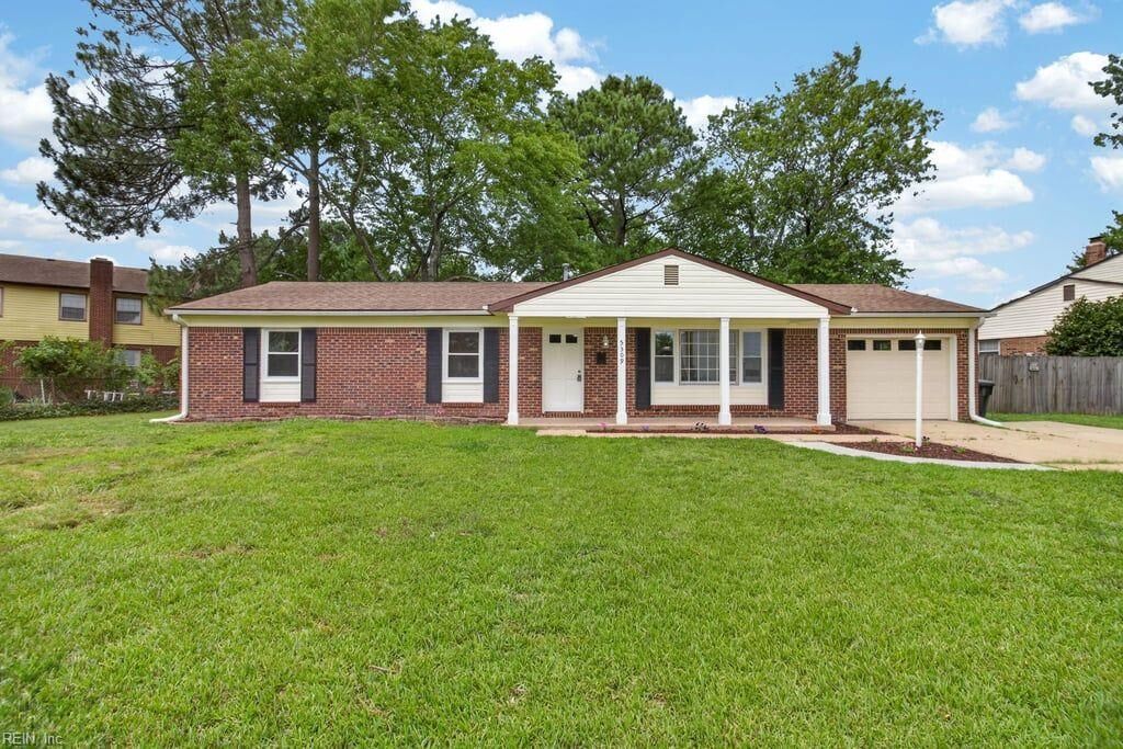 Property Photo: 5309 Leesburg Dr VA 23462