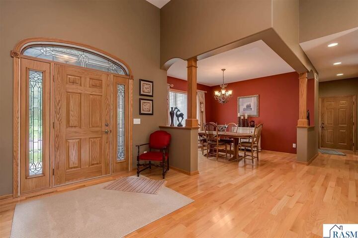 Property Photo:  117 Grovebrook Drive  MN 56001 