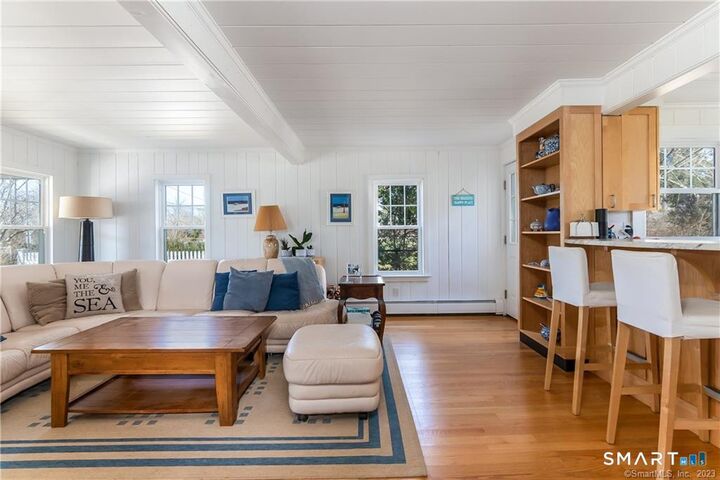 Property Photo:  125 Island Avenue  CT 06443 