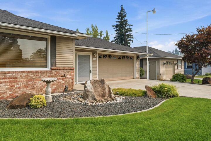 Property Photo:  1116 N Willow Rd  WA 99206 