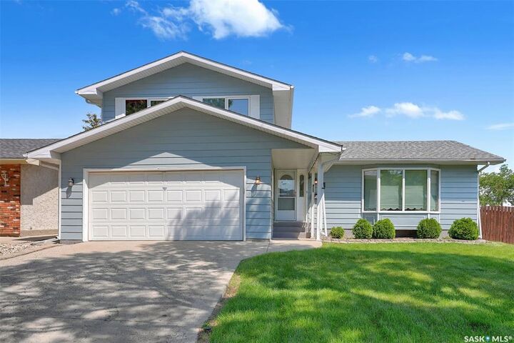 Property Photo: 4 Groome Avenue SK S4S 6E6