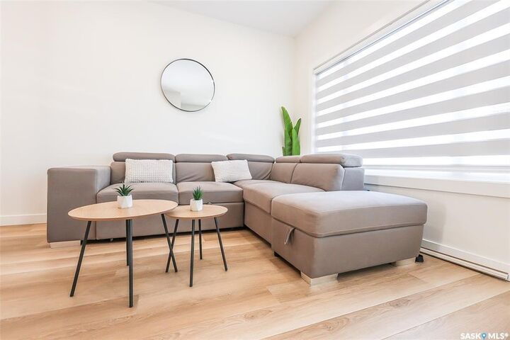 Property Photo: 1531 Richardson Road SK S7M 0W9