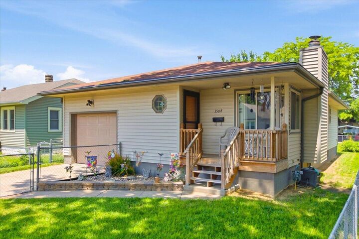 Property Photo: 3504 6th Avenue IA 51501