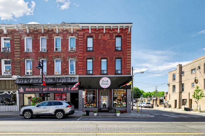 Property Photo: 18 Brock Street W 3 ON L9P 1P1