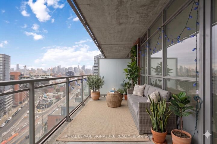 38 Joe Shuster Way 1625 — photo 1