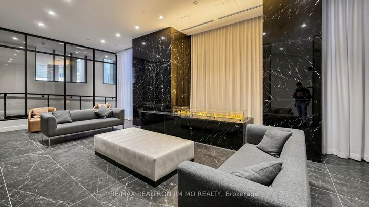 Property Photo: 308 Jarvis Street 1812 ON M5B 0E3
