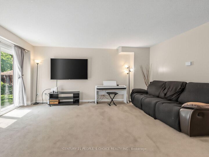 Property Photo:  128 Primrose Crescent  ON L6Z 1E3 