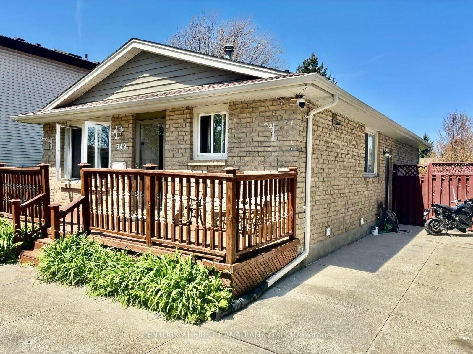 Property Photo:  349 Banbury Crescent  ON N5Z 4V1 