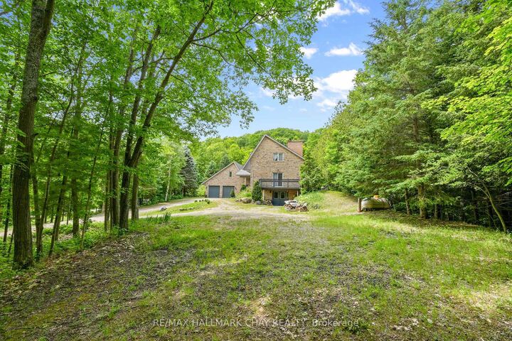 Property Photo:  718078 1st Line East Line  ON L9V 0G3 