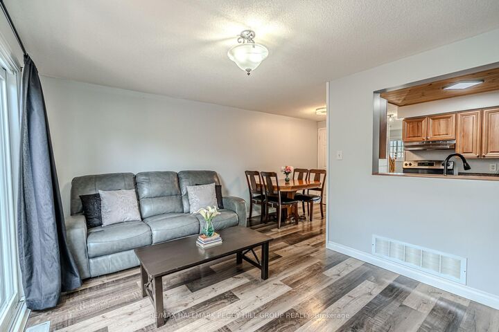 Property Photo: 193 Nathan Crescent ON L4N 0S4