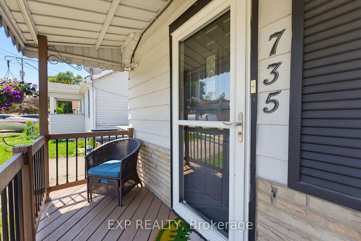 Property Photo: 735 Dunn Avenue ON L8H 6M7