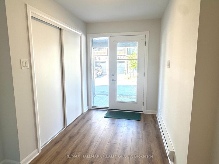 Property Photo:  505 Woodlily Private  ON K2T 0S7 