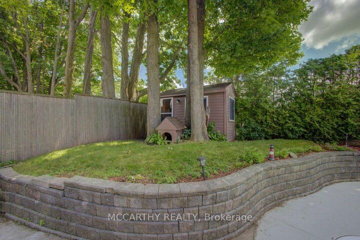 Property Photo: 423 Old Village Lane ON L9V 3A5