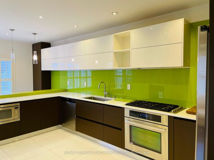 Property Photo:  5 Mirando Street  ON L4S 2W8 