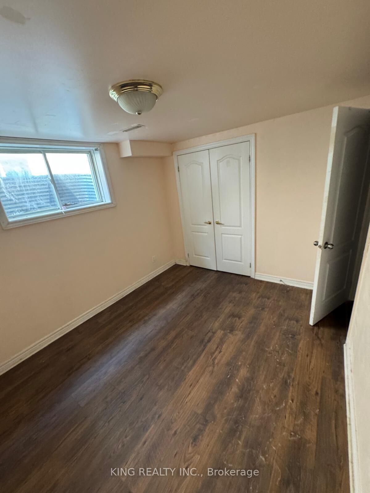 Property Photo: 48 Brighton Road Basement ON L4M 6S4