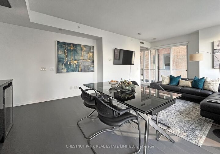 Property Photo:  70 Temperance Street 2111  ON M5H 0B1 