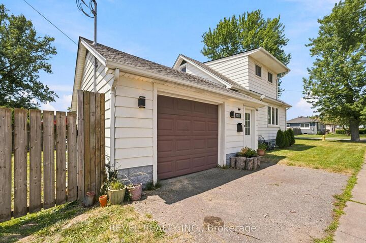 Photo de la propriété: 1217 Orchard Avenue ON L2A 3C8