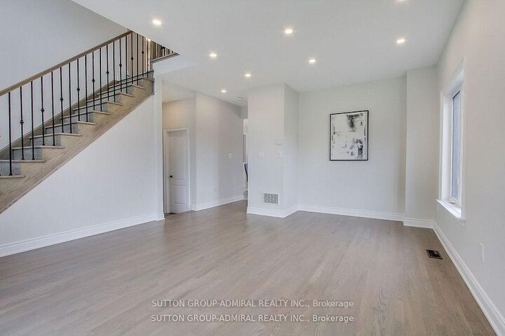 Property Photo:  Rent 26 Oakmont Avenue  ON L0L 2L0 