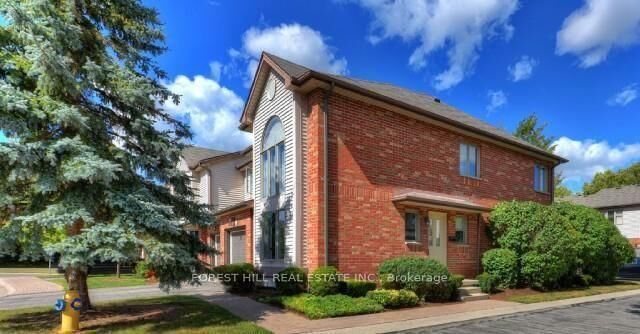 Property Photo: 1478 Adelaide Street N 23 ON N5X 3Y1