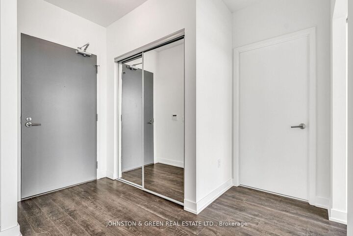 Property Photo:  50 O'Neill Road 711  ON M3C 0R1 