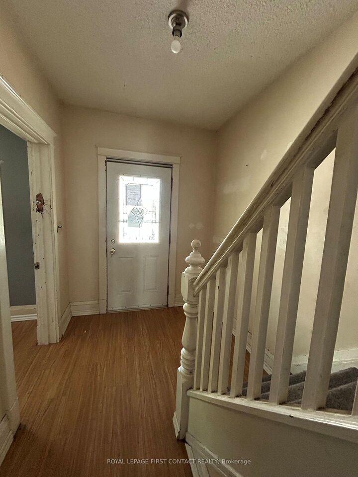 Property Photo: 1068 1st A Avenue W ON N4K 4K6