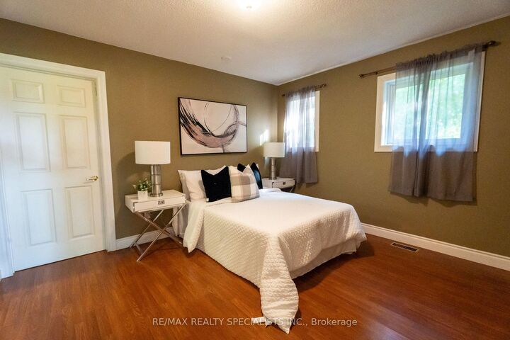 Property Photo: 10642 Sixth Line ON L7G 4S6