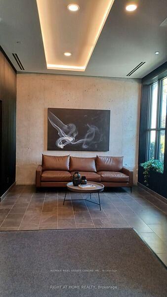 Property Photo: 1400 Kingston Road 102 ON M1N 1R3