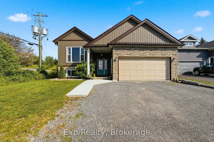 818 Palace Road — photo 1
