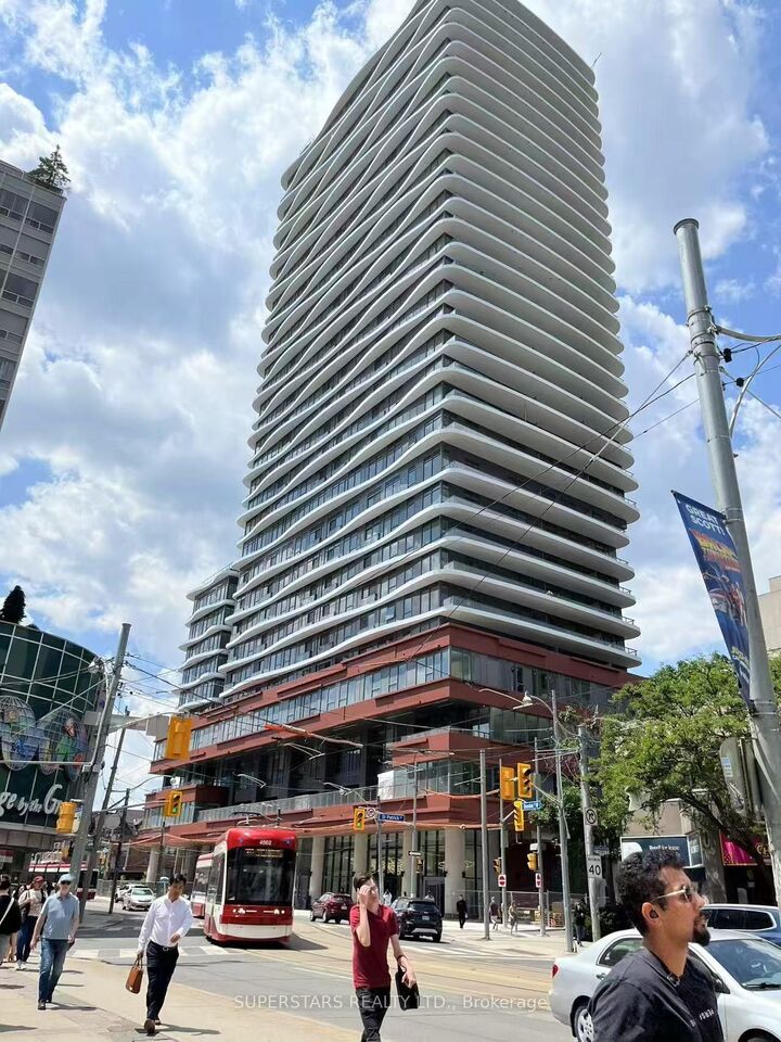 Property Photo: 280 Dundas Street W 1907 ON M5T 0E3