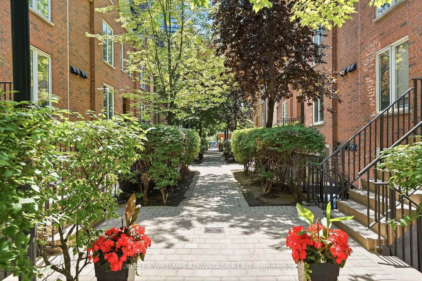 Property Photo: 29 Canniff Street 409 ON M6K 3M5