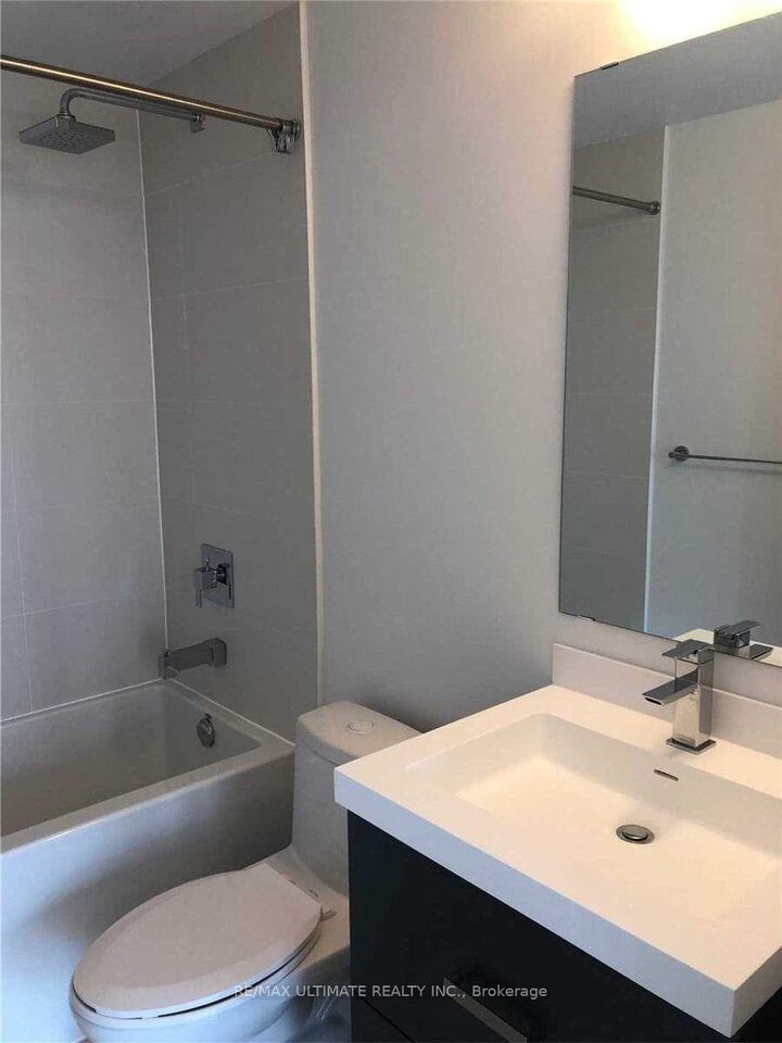 Property Photo: 50 Wellesley Street E 1506 ON M4Y 1G2