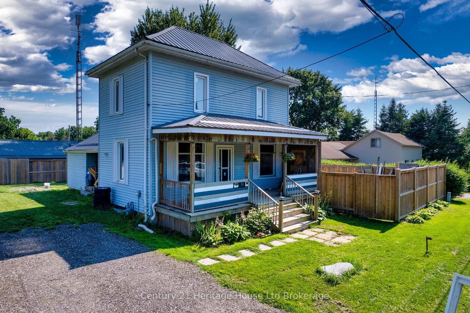 Property Photo: 11 Wood Street W ON N0L 1C0
