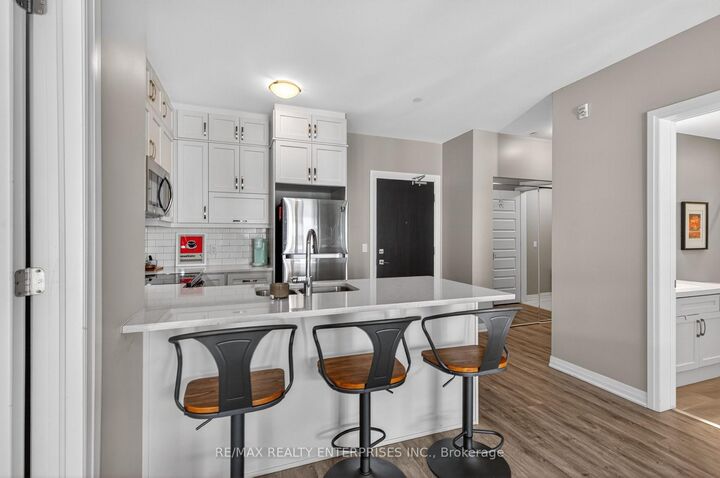 Property Photo: 102 Grovewood Common 510 ON L9H 0X2