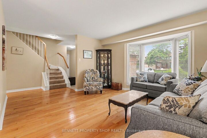 Property Photo: 432 Pickford Drive ON K2L 3R4