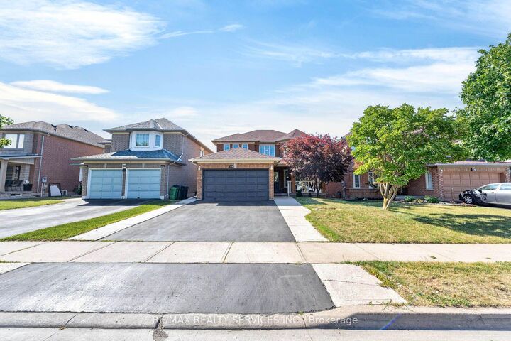 Photo de la propriété: 38 Deerglen Drive ON L6R 1M3