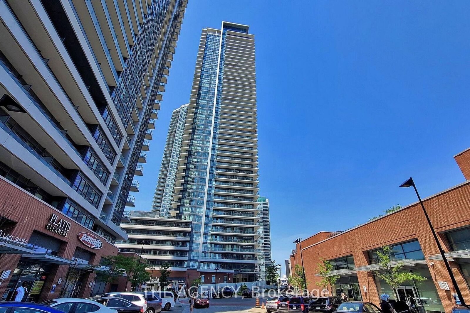 Property Photo:  10 Park Lawn Road Lph09  ON M8Y 3H8 