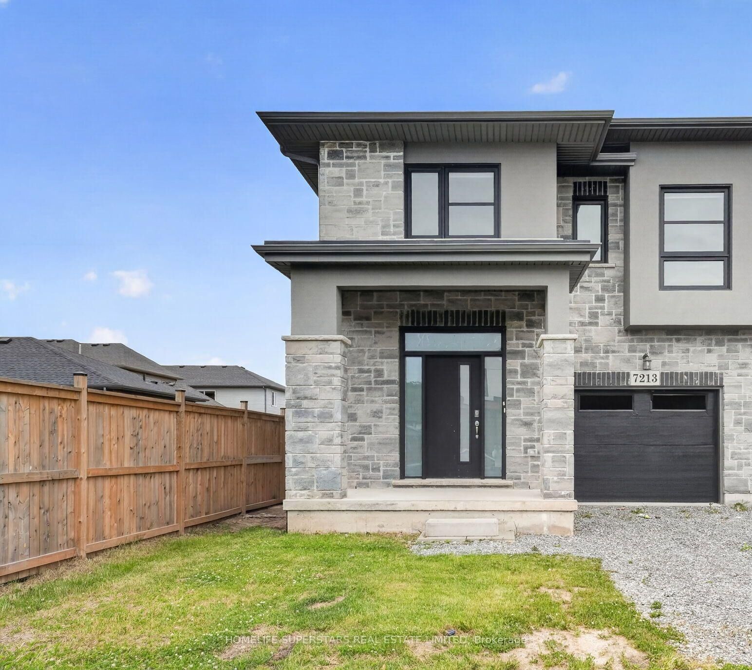 Property Photo:  7213 Parsa Street  ON L2H 3T1 