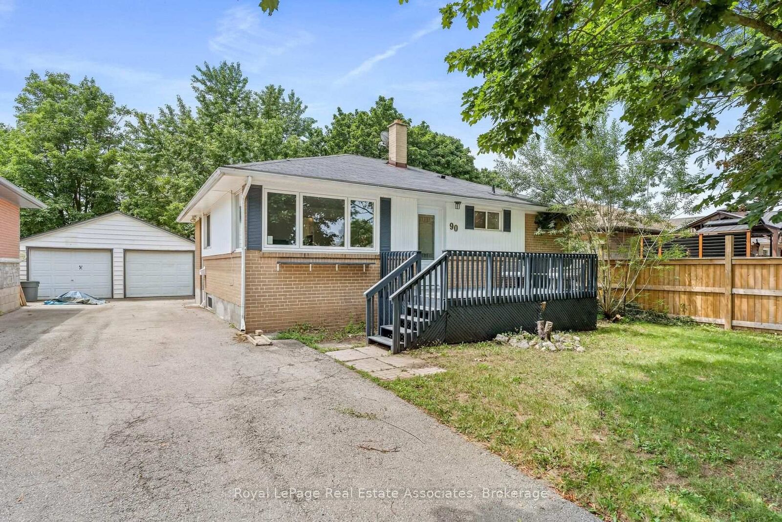 Property Photo:  90 Longfield Road  ON L7J 2K4 