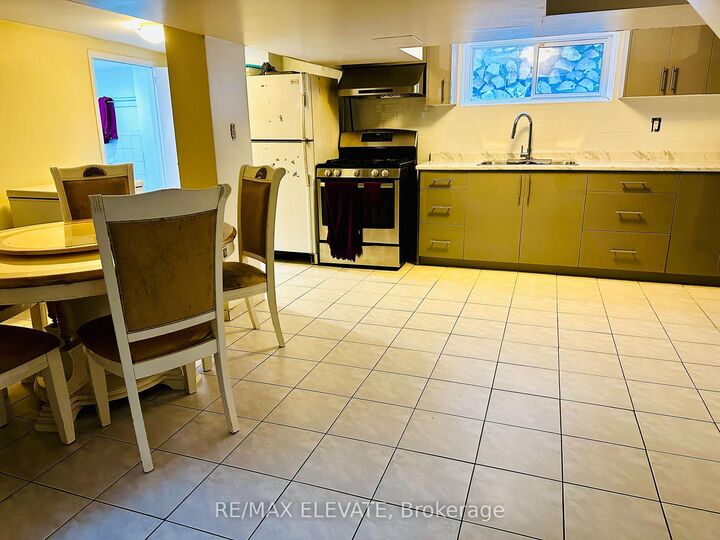 Property Photo:  3 Gatesview Avenue  ON M1J 3G4 