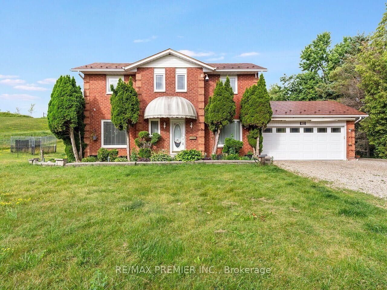 Property Photo: 28 Emeline Street ON L7K 0C7