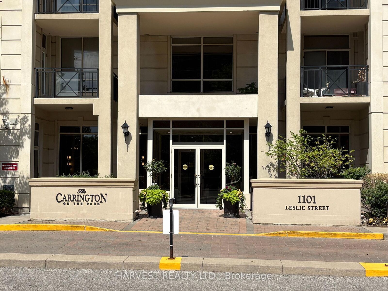 Property Photo:  1101 Leslie Street 1106  ON M3C 4G3 