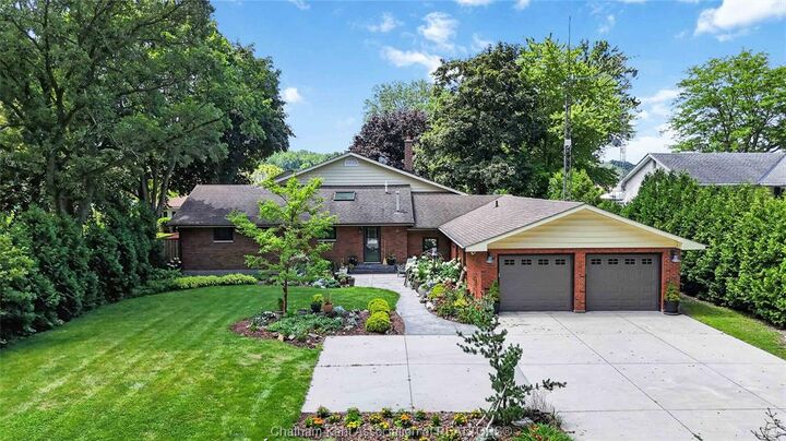 4803 St Clair Parkway — photo 1
